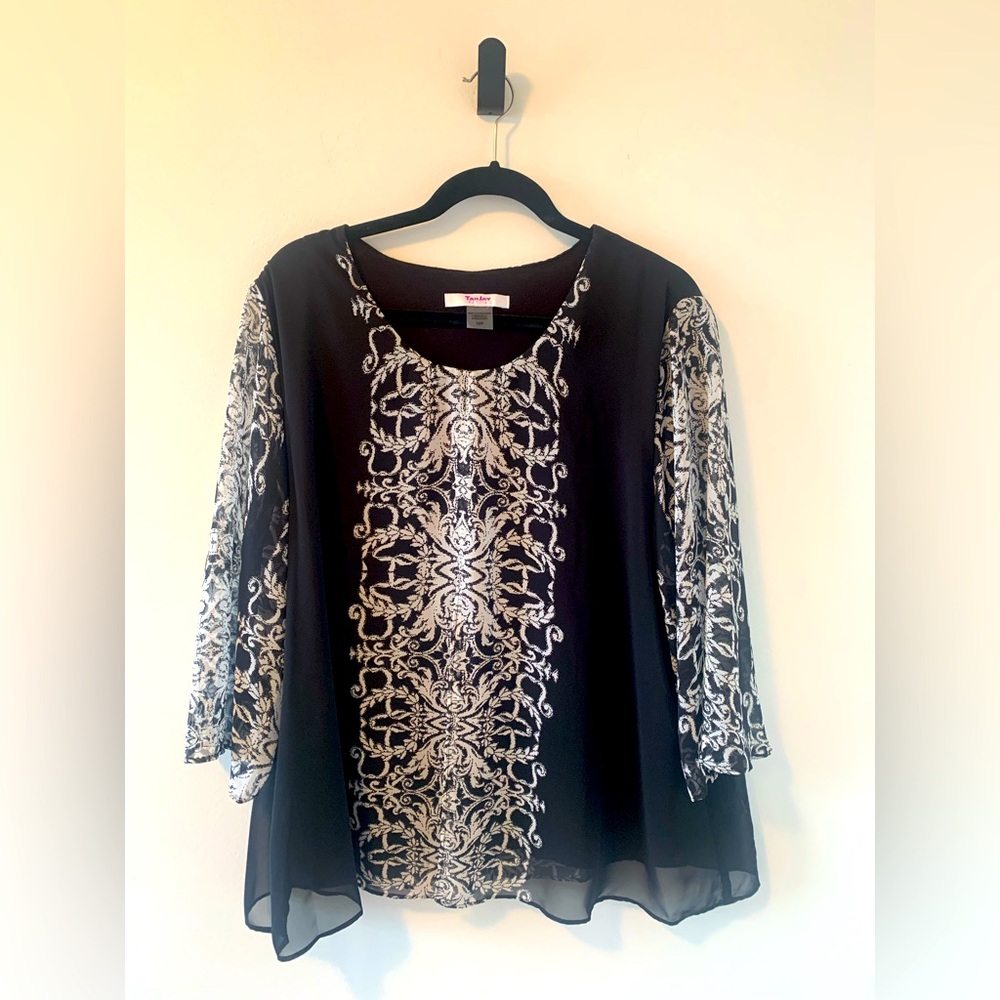 TanJay Black and White Patterned Blouse. Soft Tshirt with Sheer Cover Size 16P